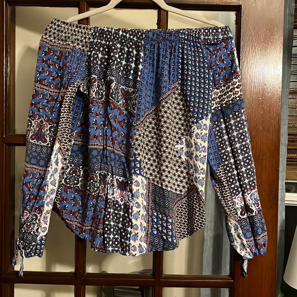 One Clothing, Off the shoulder, Quilt Print Blouse